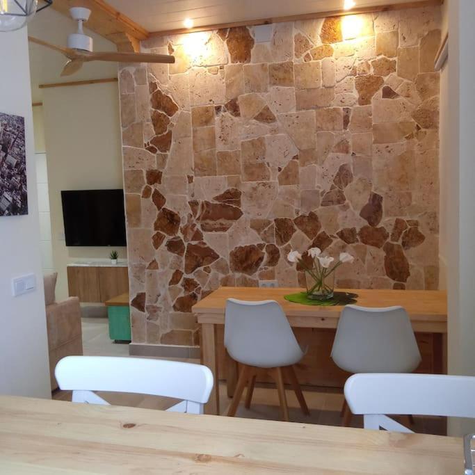 Oasis En La Ciudad Lägenhet Málaga Exteriör bild